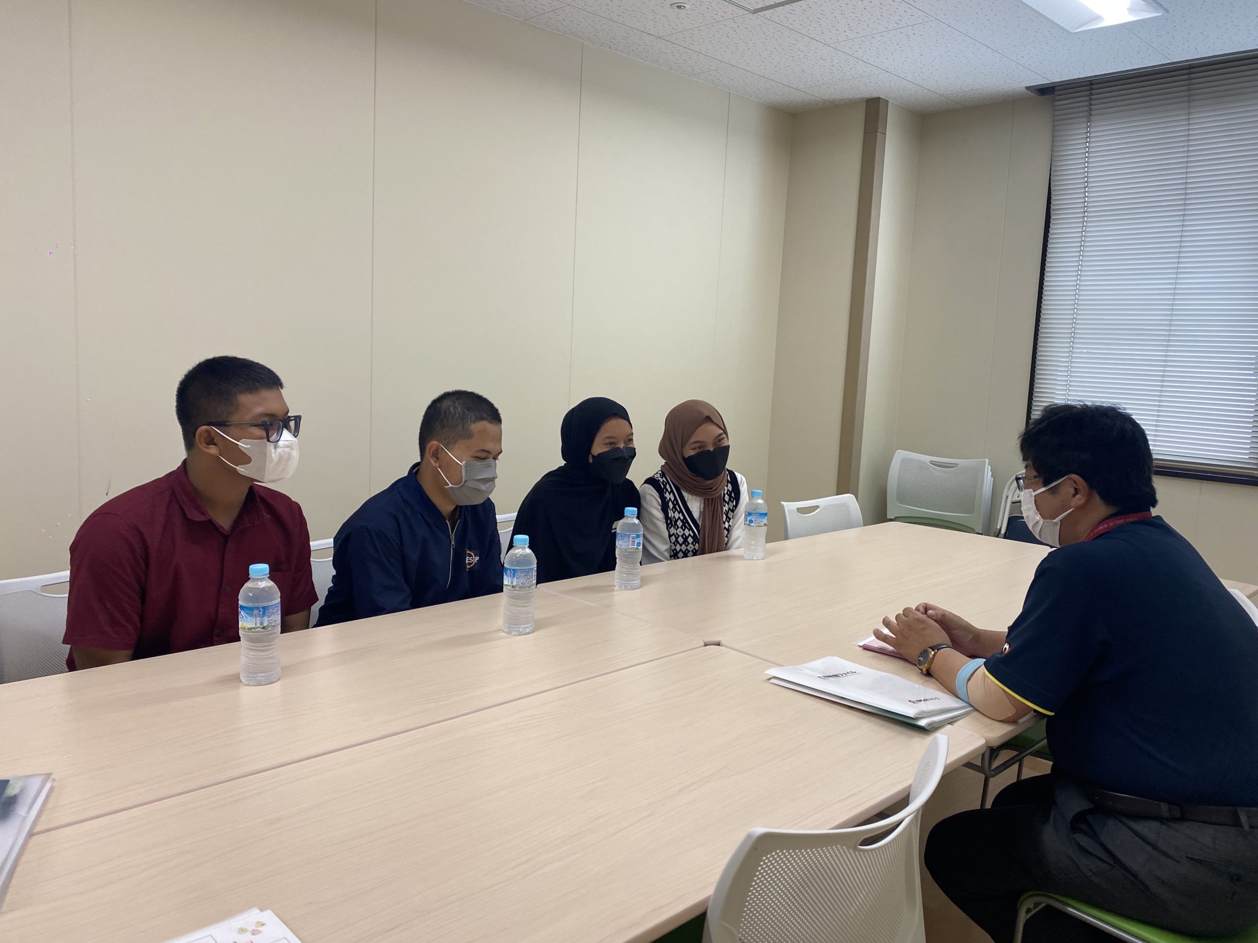熊本県の医療法人様に配属いたしました。（インドネシア人男性2名、女性2名 特定技能）