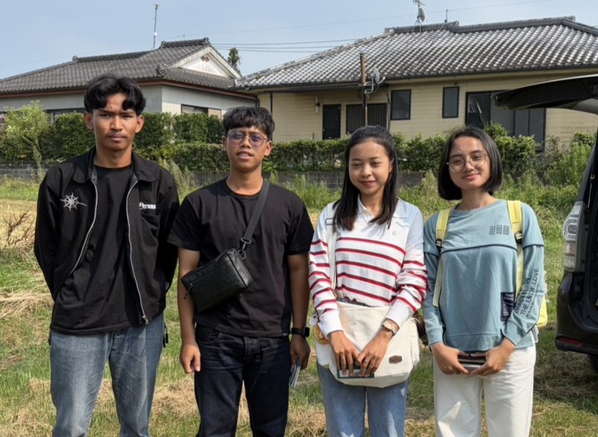 宮崎県の農業経営企業様に配属しました。（インドネシア人男性2名、女性2名　特定技能）